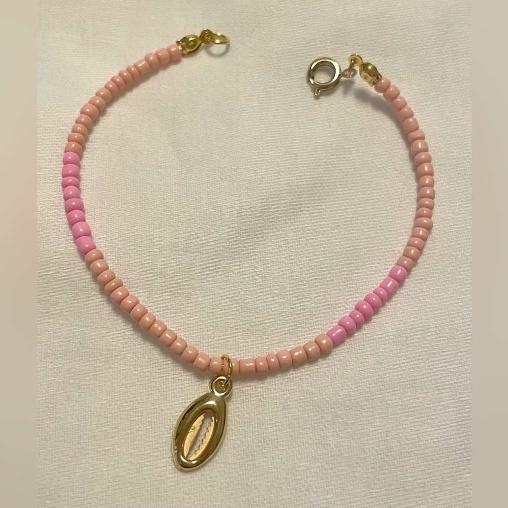 seashell beaded bracelet